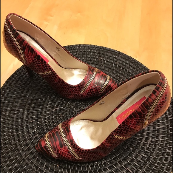 NEW C LABEL MAROON/Blk Sz8 HEELS - Picture 2 of 8